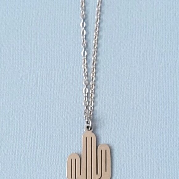 CACTUS Stainless Steel Charm Chain Necklace 18" Arizona Western Cowgirl - Picture 11 of 12